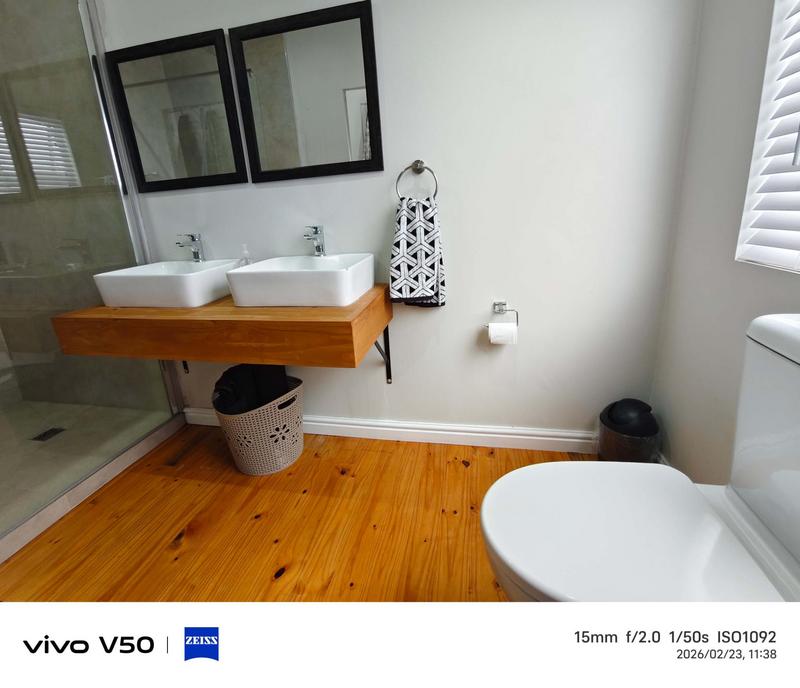 3 Bedroom Property for Sale in Fraaiuitsig Western Cape